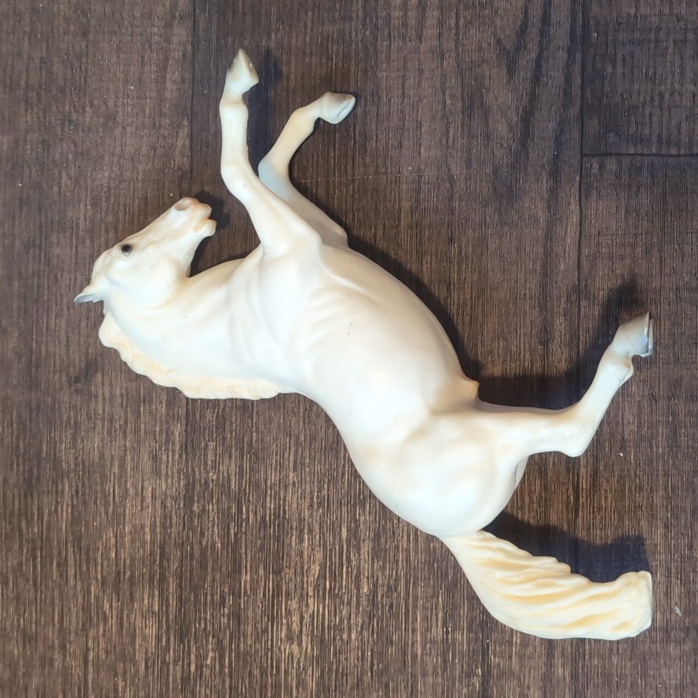 Vintage Breyer #30 King The Fighting Stallion - Picture 2 of 2